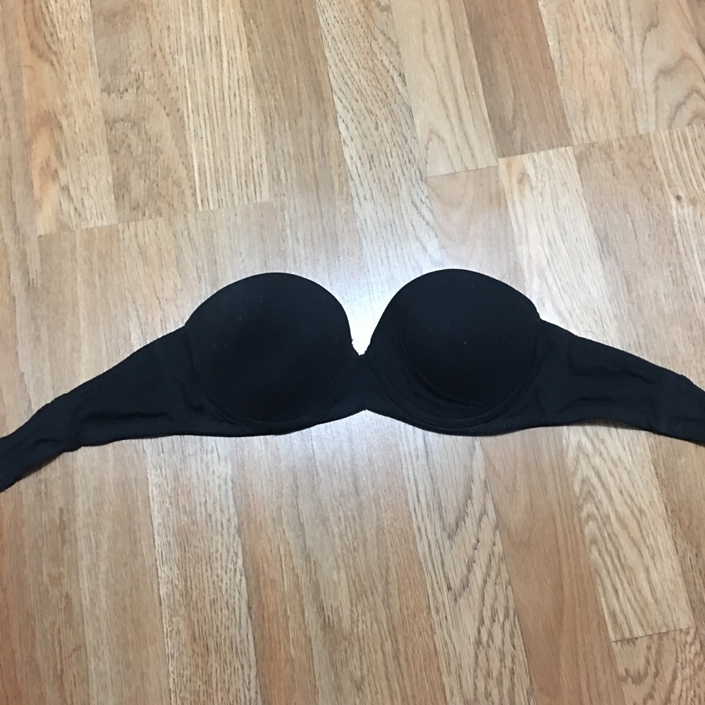 Victoria Secret Strapless Bra